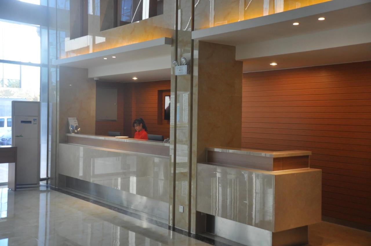 Hotel Ibis Luoyang Hi Tech Dev Zone Exterior foto